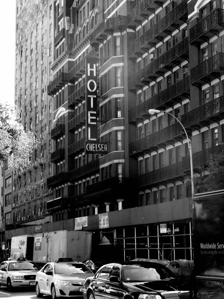 The spirit of poet Dylan Thomas, Finding Dylan Thomas’ Spirit in New York, Glenn Stuart Beatty