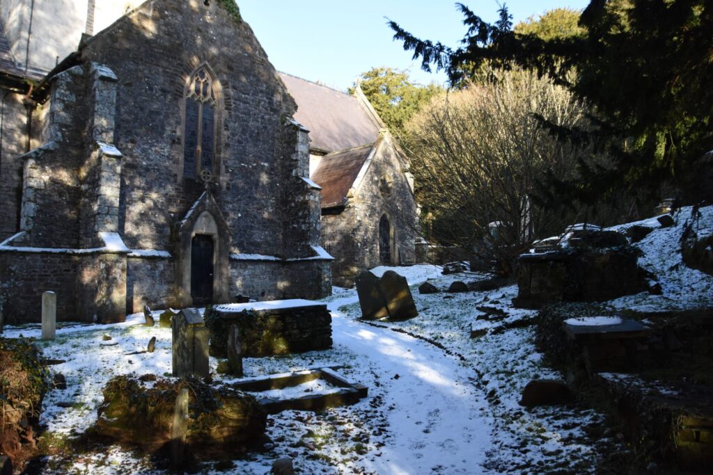 The poet Dylan Thomas in New York and Wales, Coming to Llareggub or Swimming Backwards to Laugharne, Glenn Stuart Beatty